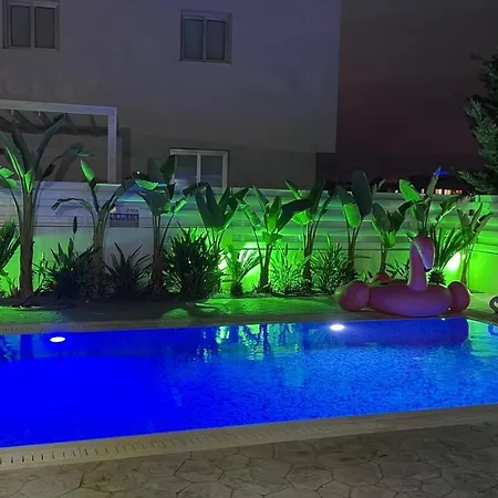Kolibri- Mythical Sands Paralimni