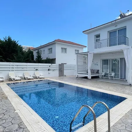 Kolibri- Mythical Sands Villa Paralimni